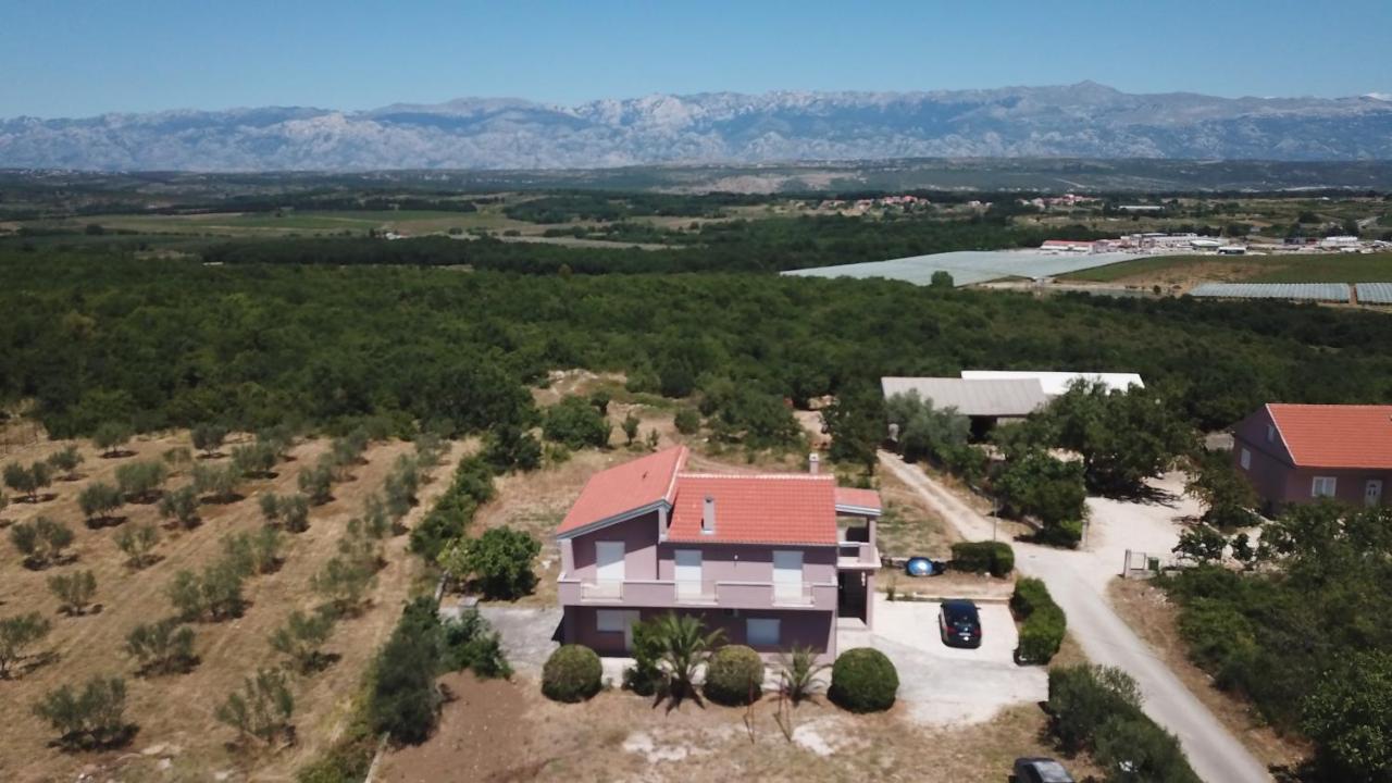 Apartmán Apartman Susic Policnik Exteriér fotografie