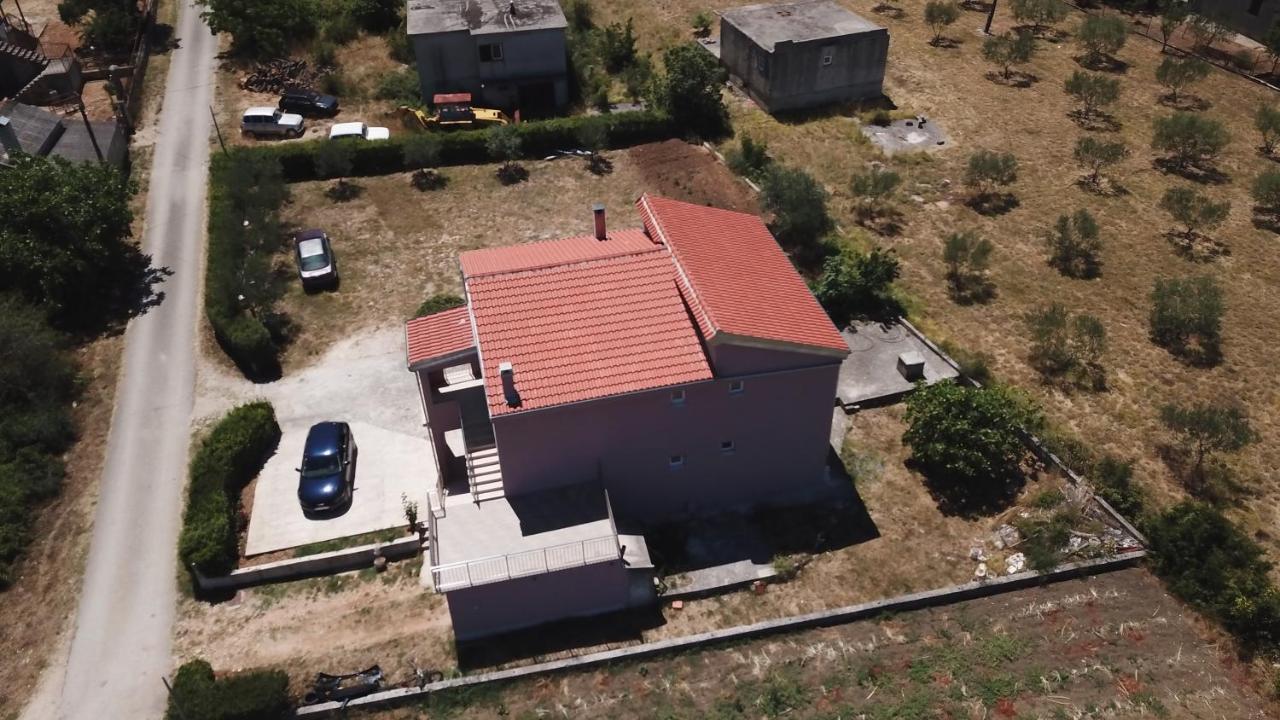 Apartmán Apartman Susic Policnik Exteriér fotografie