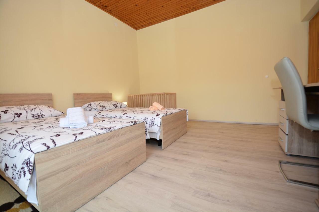 Apartmán Apartman Susic Policnik Exteriér fotografie